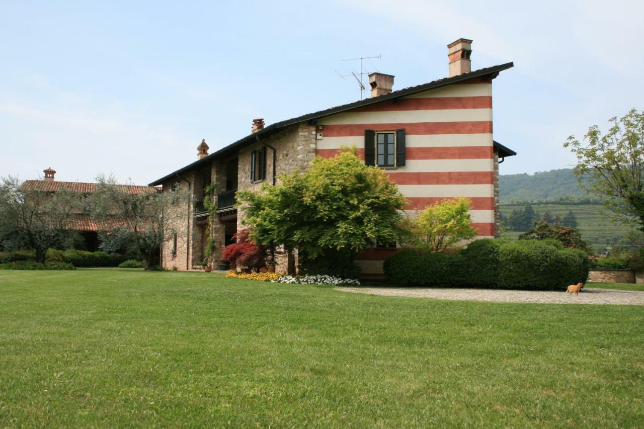 B&B Il Dosso Corte Franca Exterior photo